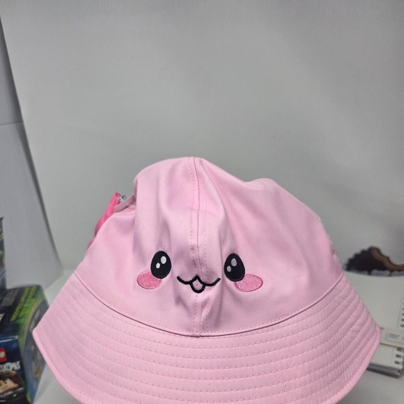 Accessories - Claire's axolotl bucket hat